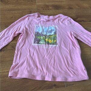 Old Navy Pink Long Sleeve Tee with Graphic Print in size M (8)